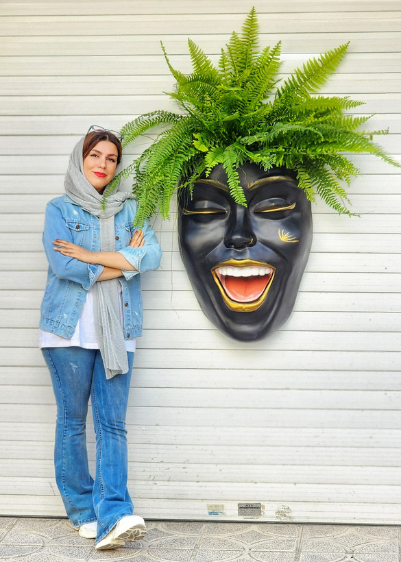گلدان دیوارکوب شادی